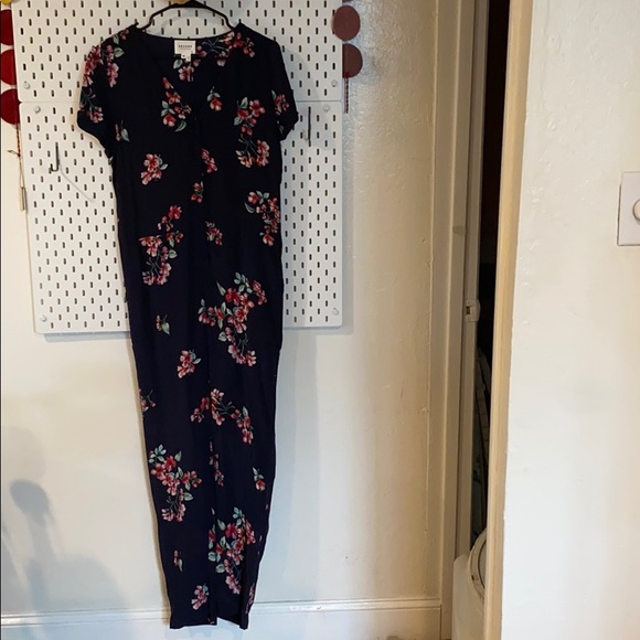 Sèzane Ava Floral Silk Jumpsuit - Picture 7 of 10